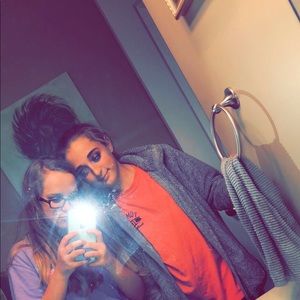 Meet your Posher, Cara